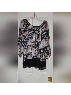 Black and Cream Floral Blouse